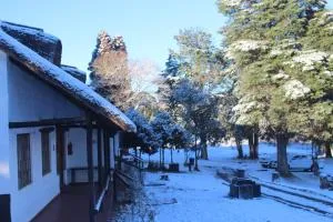 DRAKENSBERG WHITE MOUNTAIN BACKPACKERS - Ladysmith