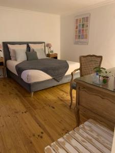 Maisons d'hotes Le prieure de Saint Thibault : photos des chambres