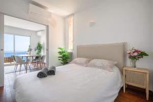 Appartements Proche Monaco, vue mer et acces a la plage : photos des chambres