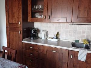 3 Charming Private Home with Pool, BBQ, Wi-Fi & Free Parking