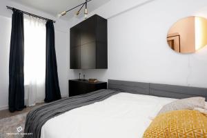 Central Residence Apartment 927