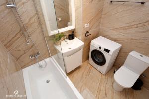 Central Residence Apartment 927