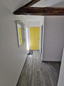 B&B / Chambres d'hotes Chambre privative dans ferme renovee a 7mn de Perigueux : photos des chambres