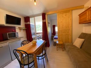 Appartements Boost Your Immo Les Deux Alpes 336 Arc En Ciel : photos des chambres