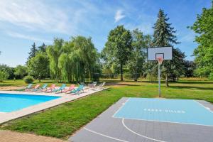 Villas Crazy Villa Etisseaux 45 - Heated pool - Volley court - 1h30 Paris - 45p : photos des chambres