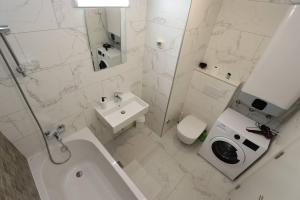 Savada PINK - studio with parking and WiFi, parking 5 eur per day