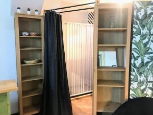 Fun Tiki Vibe Apartment Charles Bridge Netflix