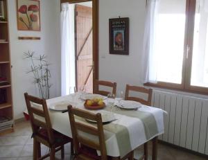 Maisons de vacances Gite Entre Cevennes et Mediterranee : photos des chambres