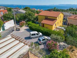 Adastra apartments with private parking and floor heating 