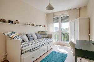 Escapade sur lîle de Nantes avec vue sur la Loire