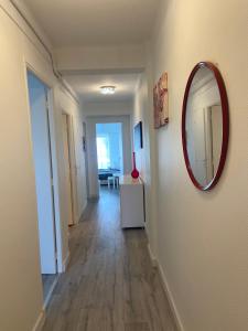 Très bel appartement sur la plage avec grande terrace face à la mer! La Goelette