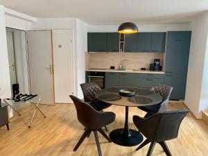 Air-conditioned, quiet apartment with a terrace in center of St Pölten - Smart TV