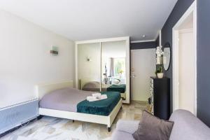 Appartements BEAULIEU MARINONI AP4374 By Riviera Holiday Homes : photos des chambres