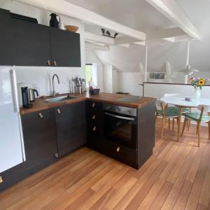 Deluxe Apartment room in Holsteinshus B&B