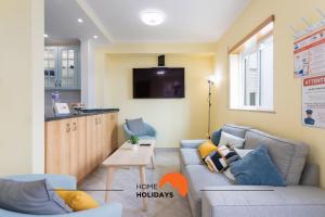 #086 Fish House by Home Holidays