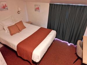 Hotels Hotel les Platanes : photos des chambres