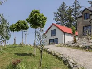 The Ring Fort Lodge - Mullenieran Bridge