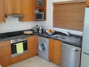 Hill House 2 Bedroom Apartment in De Waterkant