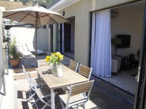 Hill House 2 Bedroom Apartment in De Waterkant