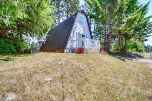 Charming Grayland Getaway Walk to the Beach! - Ubytování bez kategorie ve městě Grayland