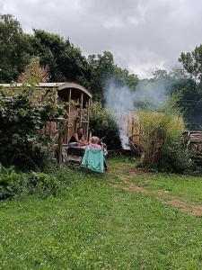 Campings Nuit insolite Lovelit Val Andre : Caravane 