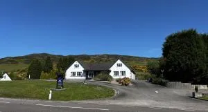 Springburn Farmhouse - Clunes Springburn Farmhouse - Clunes