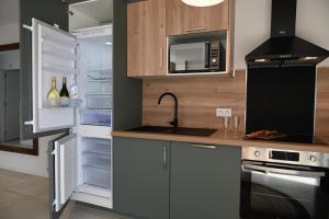 Appartements Porticcio Vacations - Terrasse, Piscine, Jacuzzi, Clim - by TGB : photos des chambres