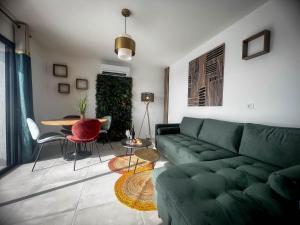Appartements Porticcio Vacations - Terrasse, Piscine, Jacuzzi, Clim - by TGB : photos des chambres