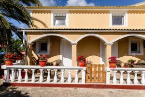 Eleni Family Apartments Corfu Greece