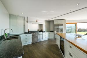 Le Var - Beachfront home in Bracklesham Bay