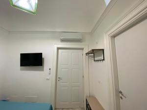 TOURISTHOUSE MONOPOLI 10