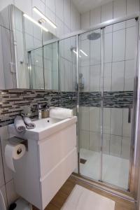 Promenade dAutomne - Netflix & Wifi - Climatisation- Parking Gratuit - check-in 24H24 - Emplacement Vélos - GoodMarning