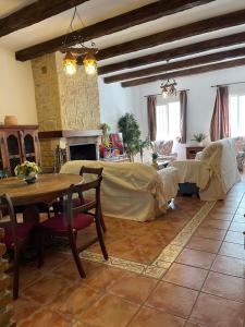 Close to Sierra Nevada Casa Con Chimenea y Parking Las Golondrinas