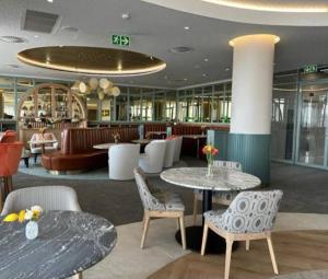 Ellipse Waterfall Luxury Apartments