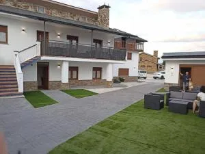 Apartamentos Playas de Busto - Querúas