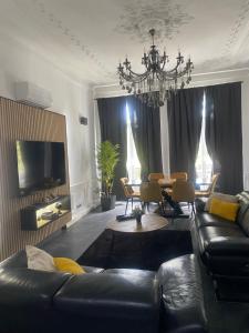 Appartements LuxuryHome : photos des chambres