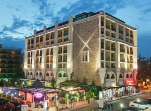 Hotel Babylon apartment