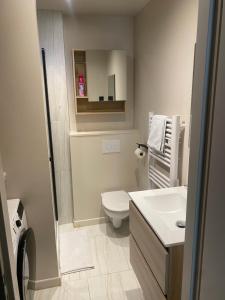 Appartements Studio equipe en rez de jardin : photos des chambres