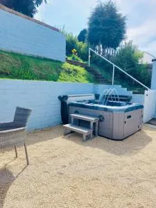 Afan house - Pont-rhyd-y-fen