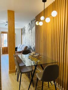 VuT - El Balcón de la Plaza - A