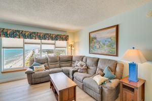 Pool Access Oceanfront Myrtle Beach Getaway!