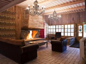 Luxury Chalet with Pool