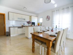 Holiday Home in Prkos with Private Pool