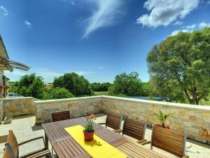 Holiday Home in Valtura near the Sea