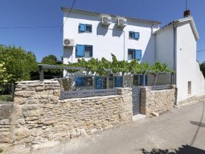 Holiday Home in Medulin with Bubble Bath