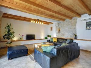 Villa in Batlug with Private Pool