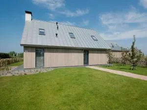 Modern design lodge with combi microwave - Oud-Vossemeer