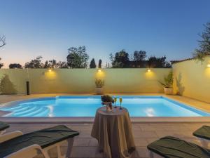 Villa in Marmajola with Private Pool