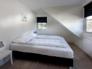 Holiday Home near Dutch Coast & Green Park