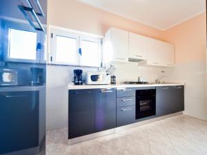 Apartment in Slivnica with Private Pool